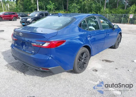 2025 Toyota Camry Se z USA, uszkodzony, nr VIN 4T1DBADK7SU016779